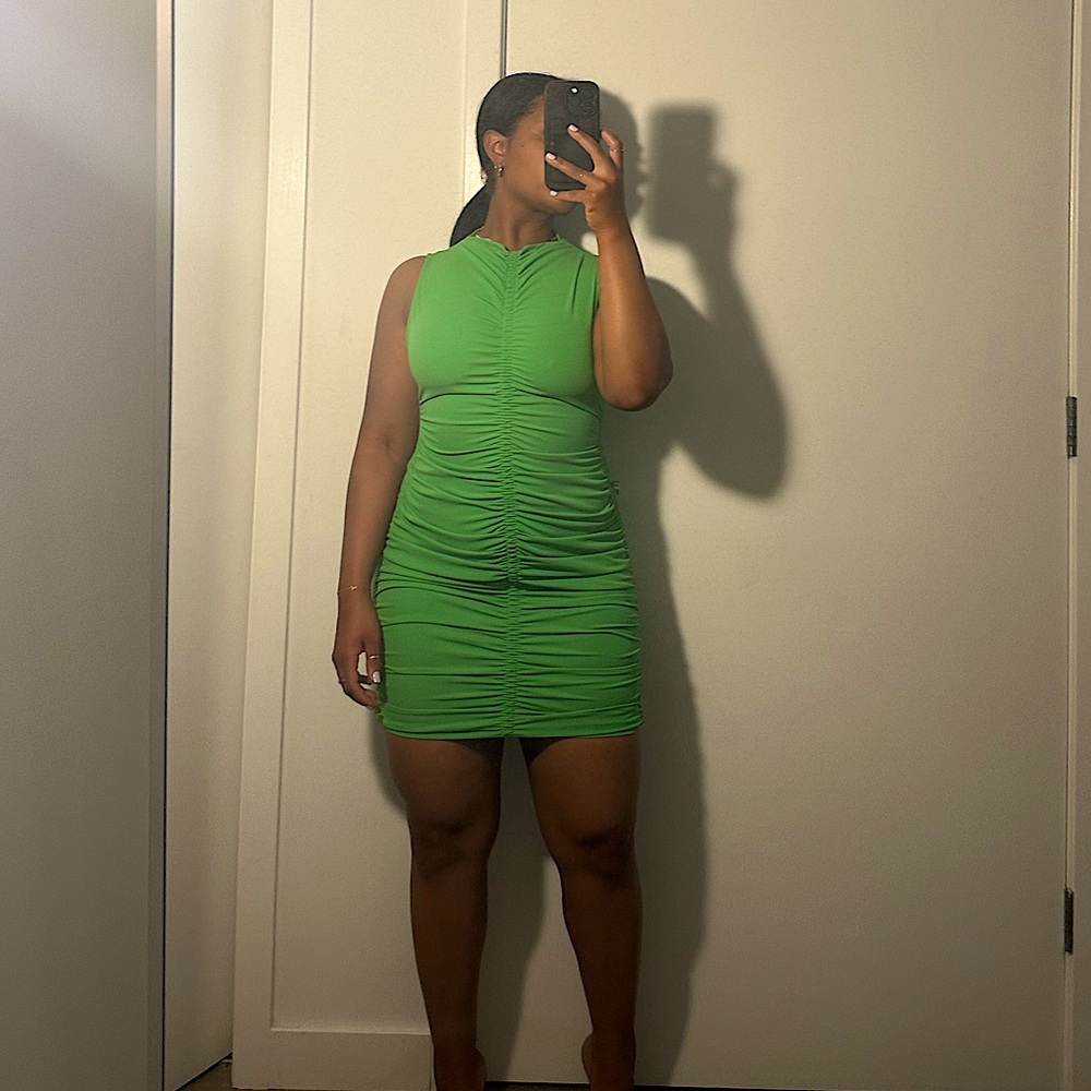 Zara green ruched mini dress in size medium - never worn